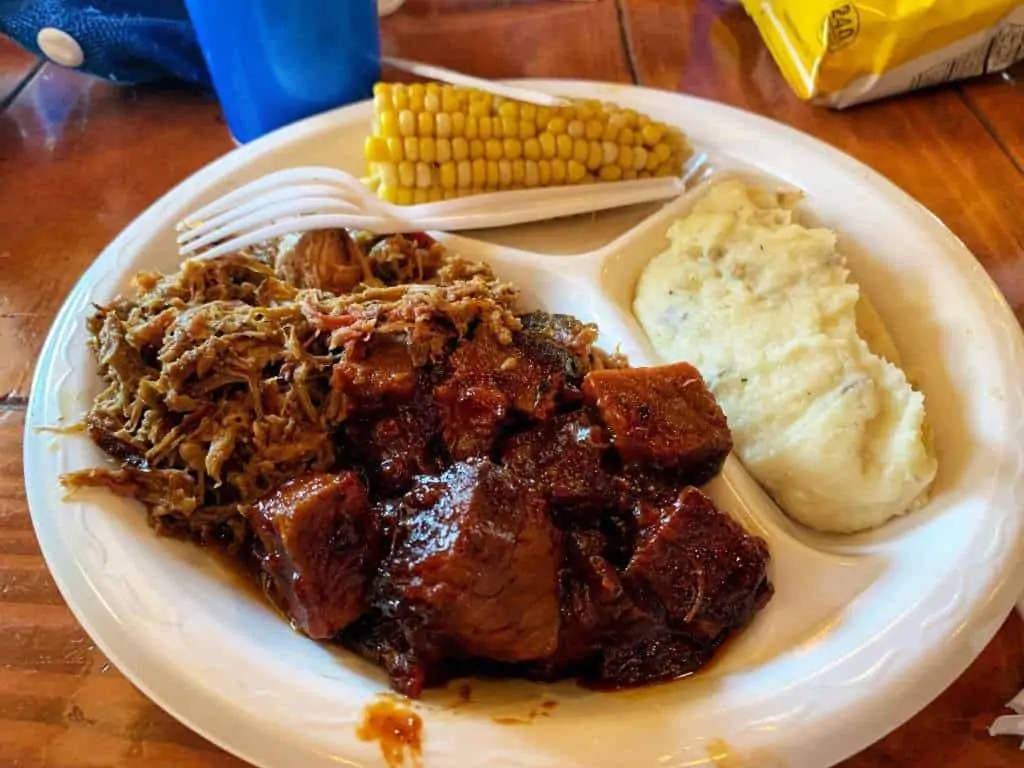 lunch at old tucson