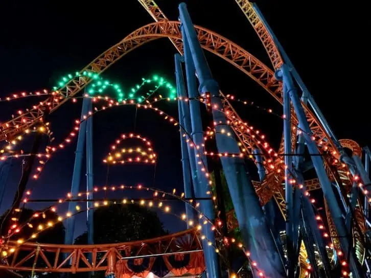 hersheypark in the dark event.