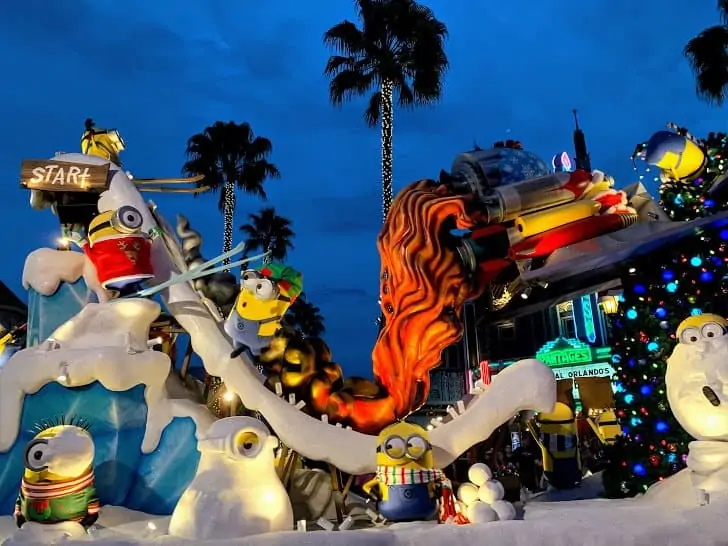 holidays at Universal Orlando Resort parade