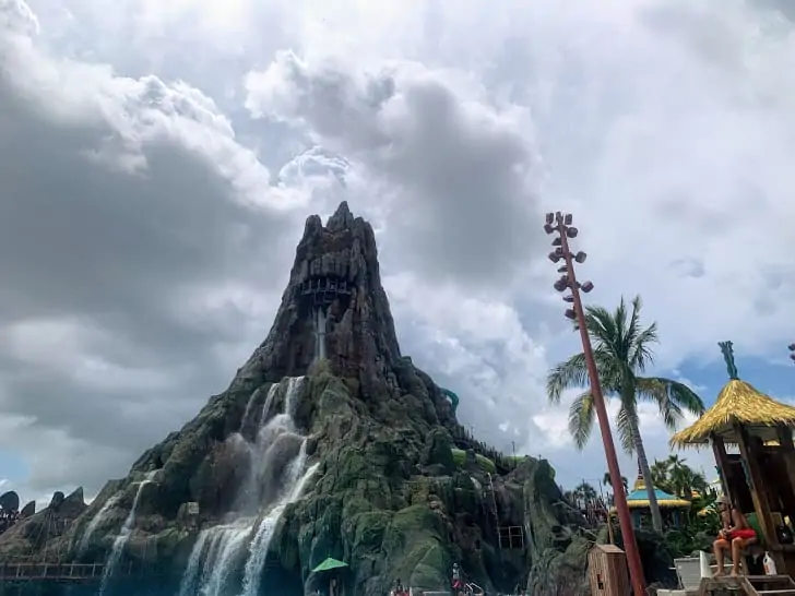 universal express passes at volcano bay