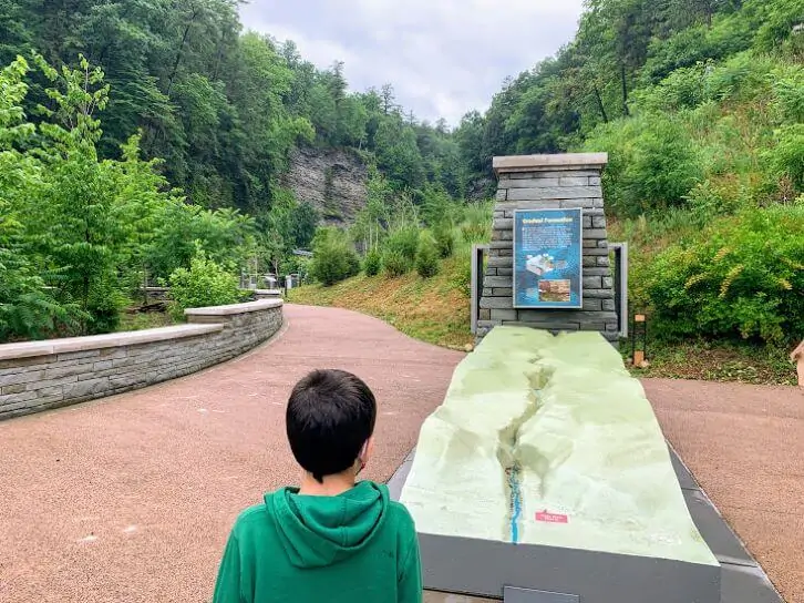 watkins glen gorge trail entrance.