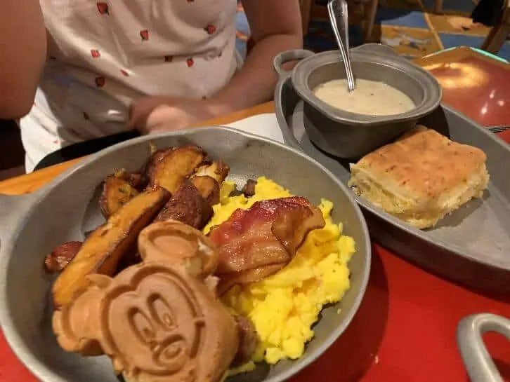 disney world vs universal orlando food mickey waffles