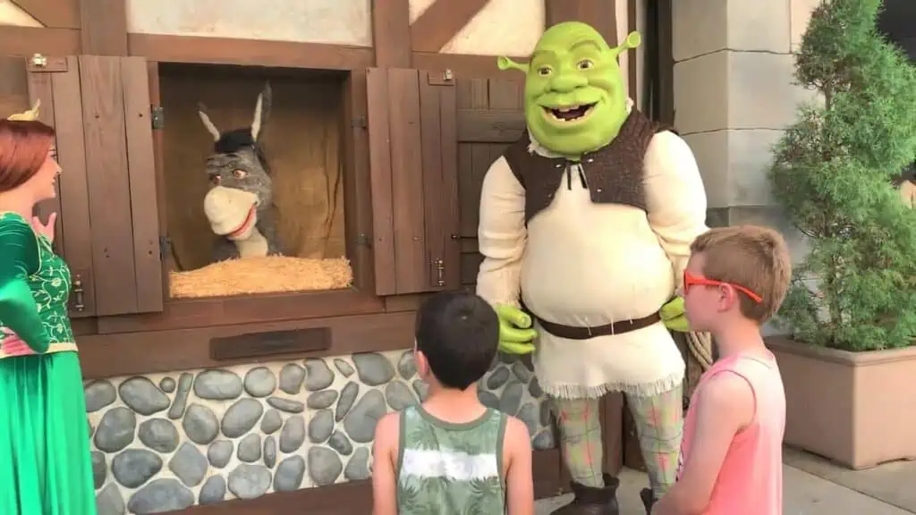 characters at universal orlando shrek