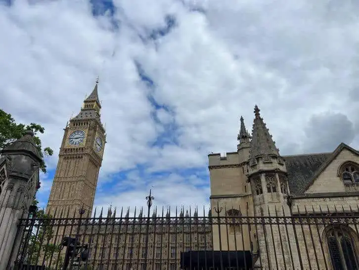 family trip to london big ben