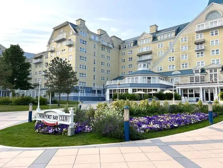 disneyland paris tips newport bay club